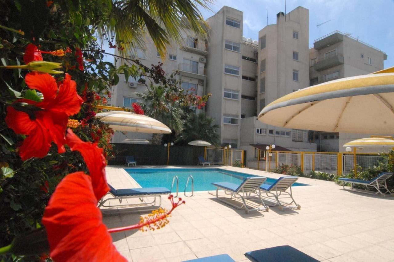 Sunflower Hotel Apartments ลาร์นาคา ภายนอก รูปภาพ