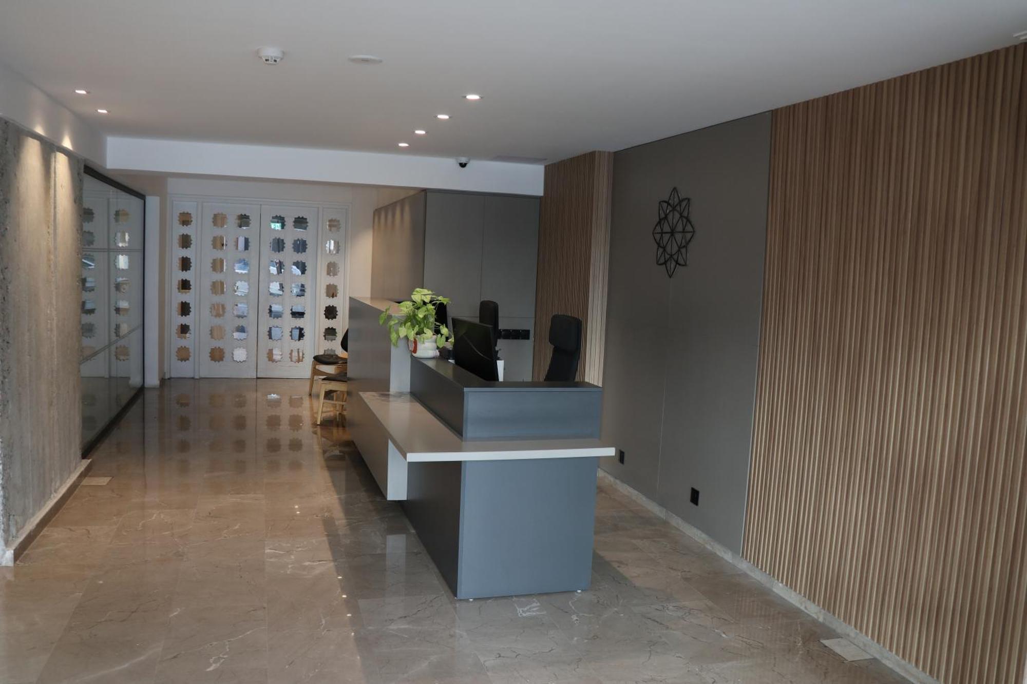 Sunflower Hotel Apartments ลาร์นาคา ภายนอก รูปภาพ