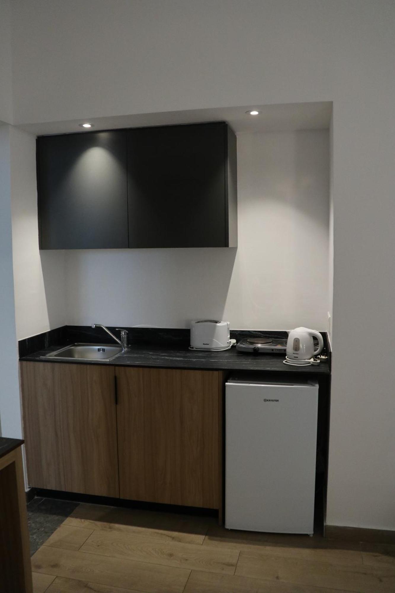 Sunflower Hotel Apartments ลาร์นาคา ภายนอก รูปภาพ