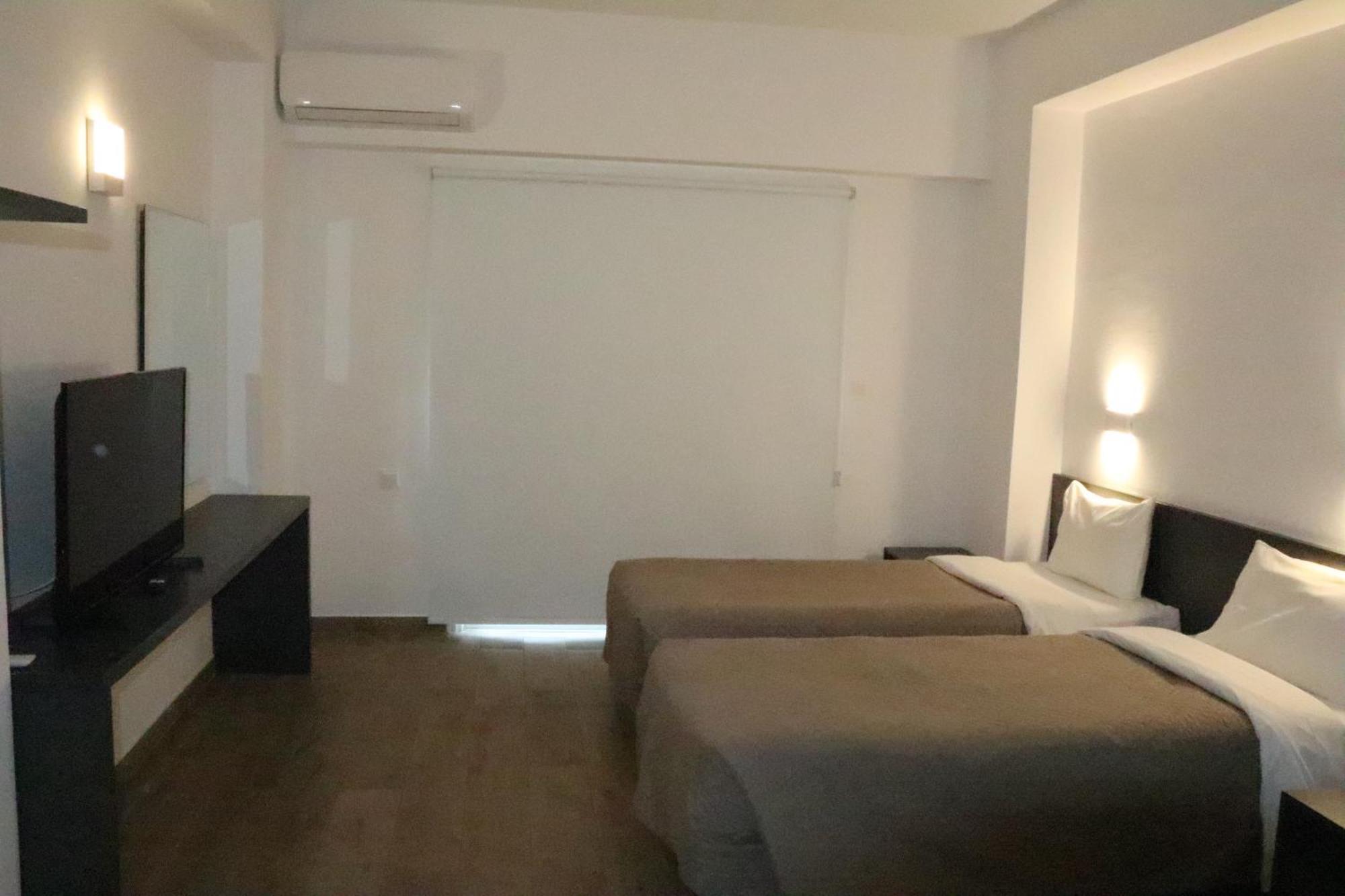 Sunflower Hotel Apartments ลาร์นาคา ภายนอก รูปภาพ