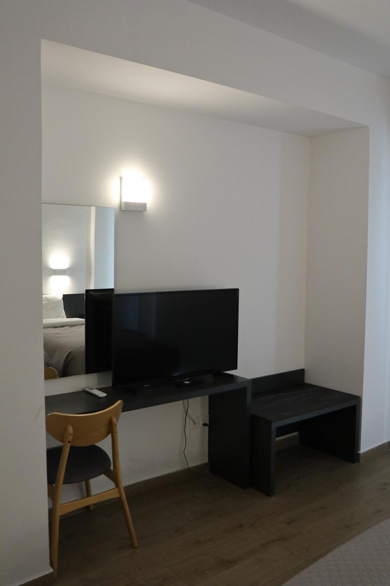 Sunflower Hotel Apartments ลาร์นาคา ภายนอก รูปภาพ