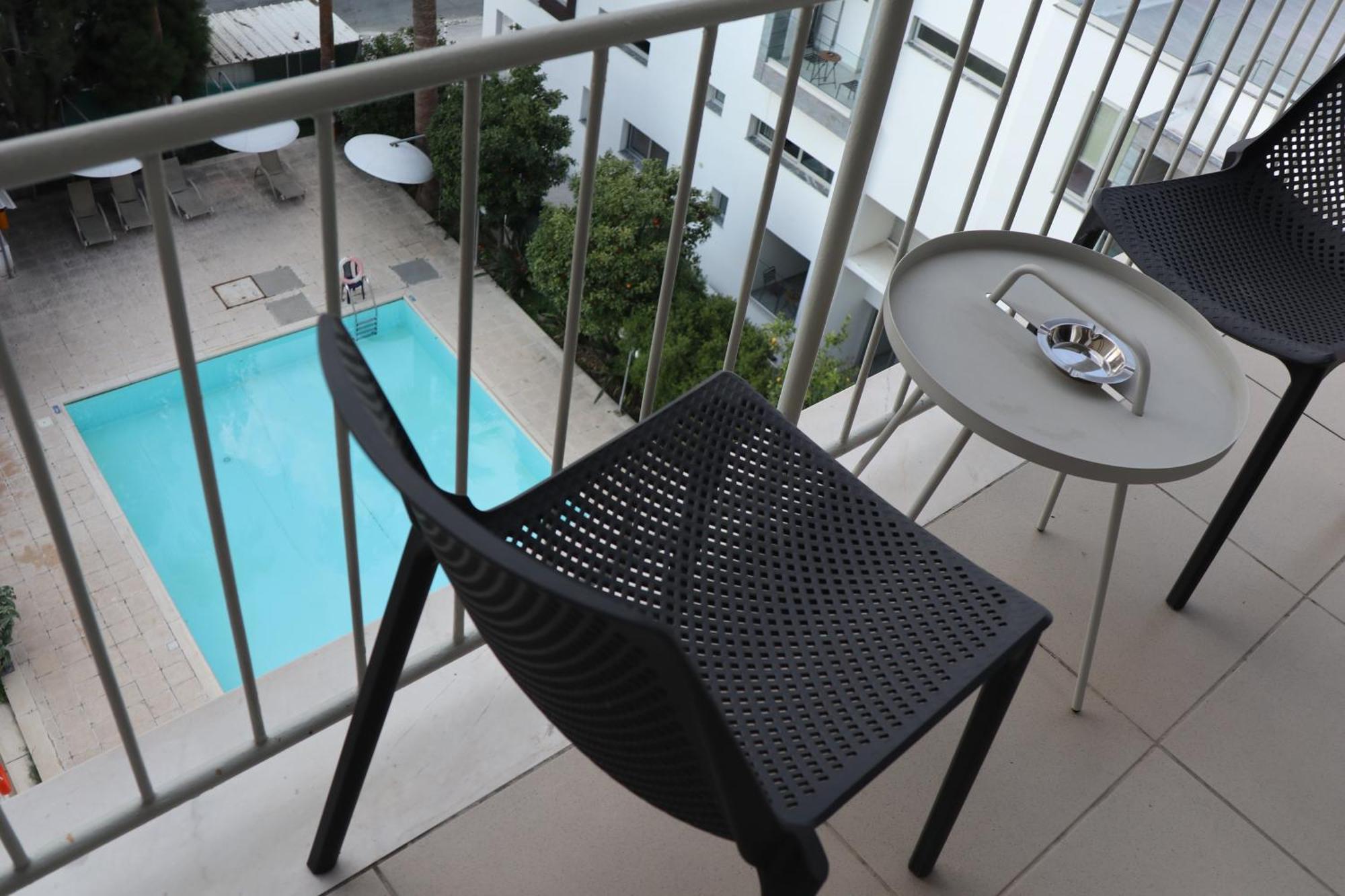 Sunflower Hotel Apartments ลาร์นาคา ภายนอก รูปภาพ