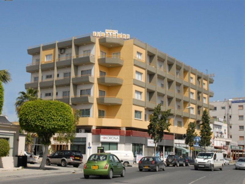 Sunflower Hotel Apartments ลาร์นาคา ภายนอก รูปภาพ